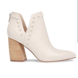 Steve Madden Studded Cream Ankle Boots